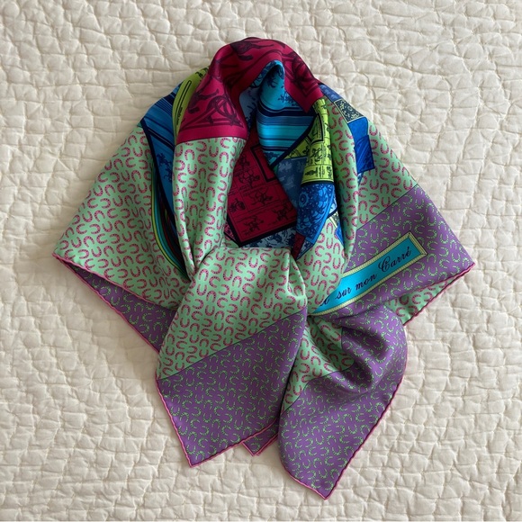 Brand New Hermes A Cheval Sur Mon Carre Silk Scarf - Picture 9 of 15